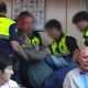 basauri_pleno_desalojo_funcionarios_policia_mar_2011