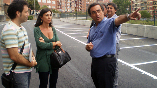 basauri_parking_pozokoetxe_playa_vias_asfaltado_renteria_agosto_2011