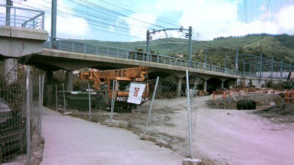 Basauri_paseo_peatonal_etxebarri