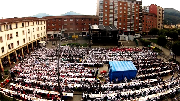 basauri_san_fausto_2013_comida_cuadrillas