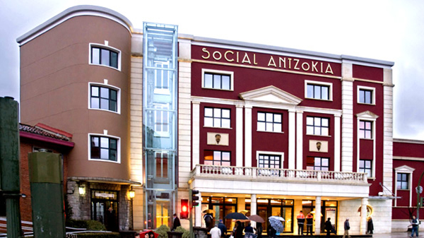 basauri_social_antzokia_2013_fachada