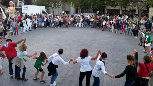 basauri_benta_2013_jaiak_txulalai