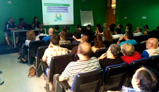 basauri_podemos_asamblea_gente