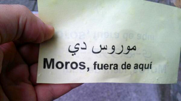 basauri_racismo_2014_papel