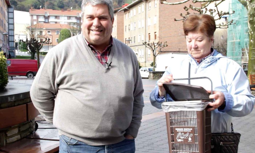 basauri contenedor 2015 san miguel vecinos